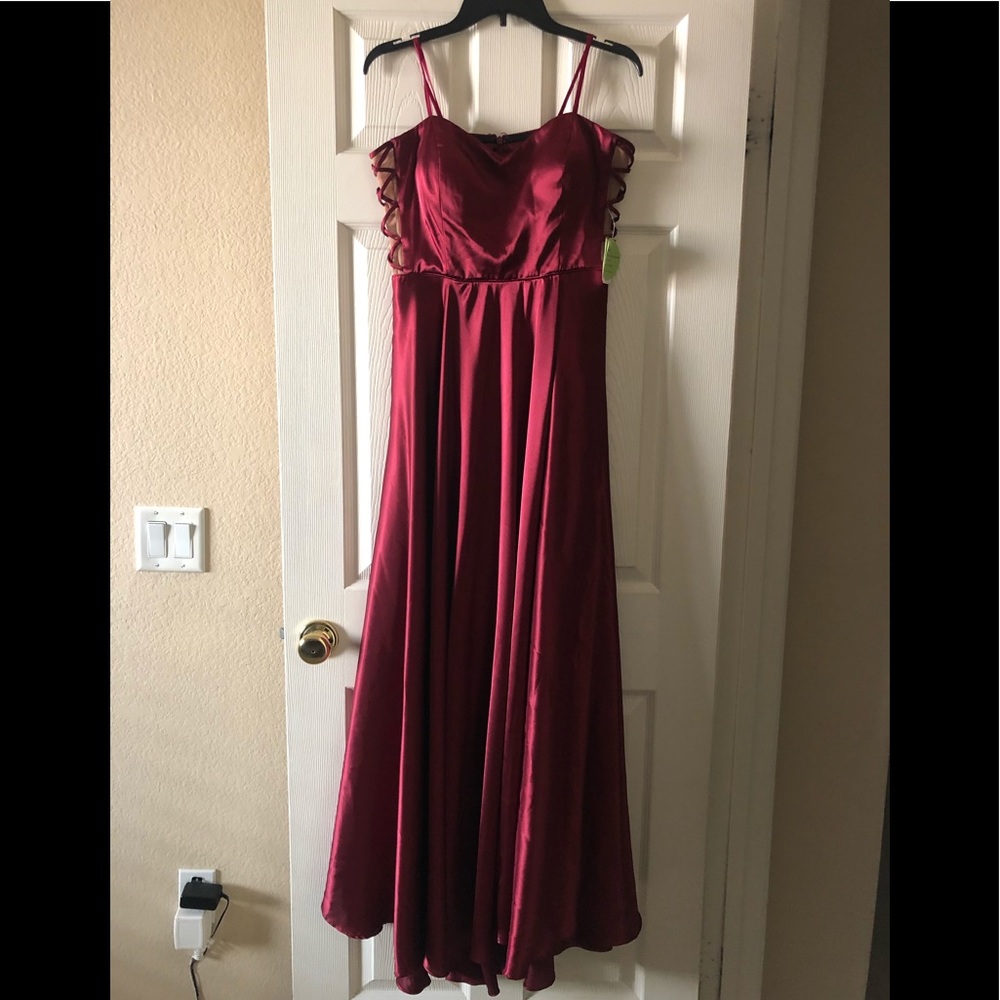 Windsor wine strapless maxi dress
